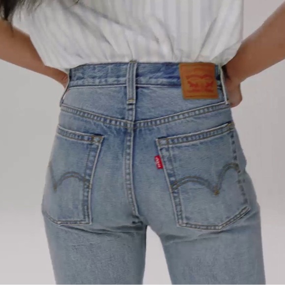 Levi’s Wedgie Jeans - Picture 5 of 5